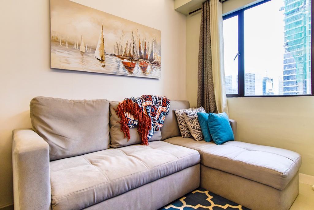 Forbestown Place At The Fort Bgc Taguig Esterno foto