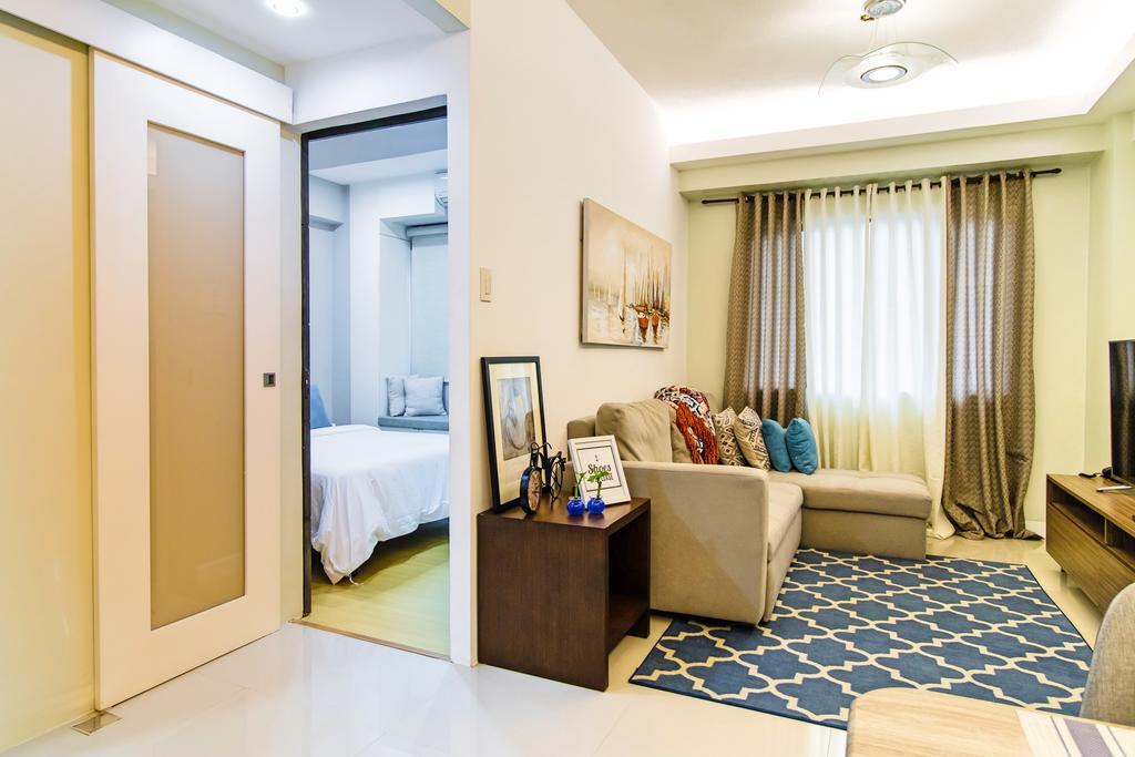 Forbestown Place At The Fort Bgc Taguig Esterno foto