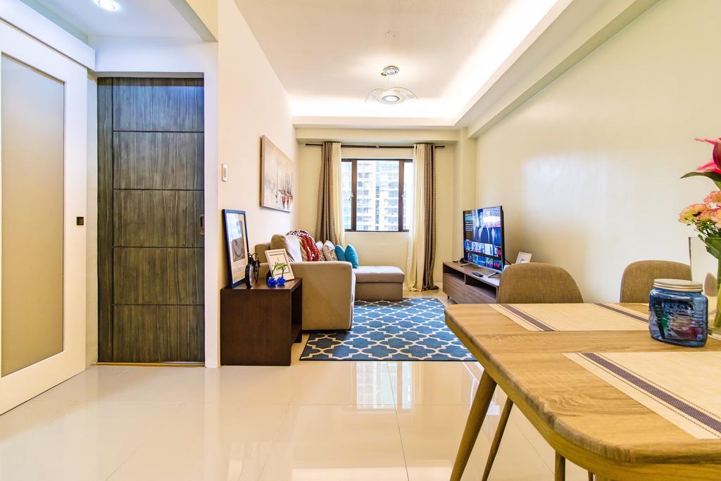 Forbestown Place At The Fort Bgc Taguig Esterno foto